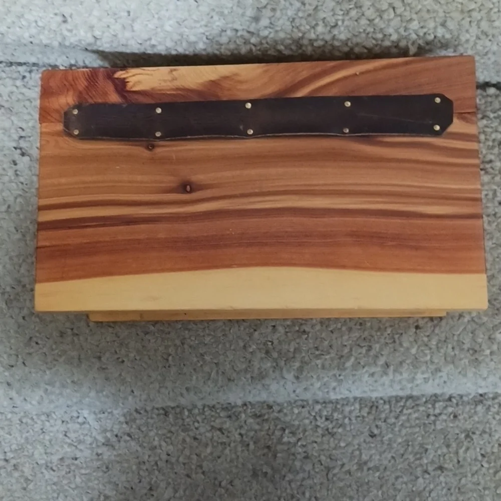 Vintage Handcrafted Small Jewelry Box/Chest